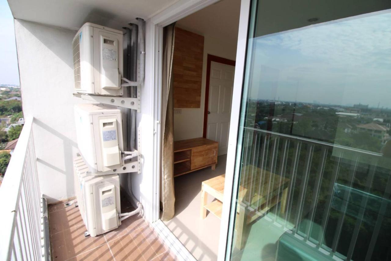 Lee Place Phatthanakan Condo Bangkok Exterior photo