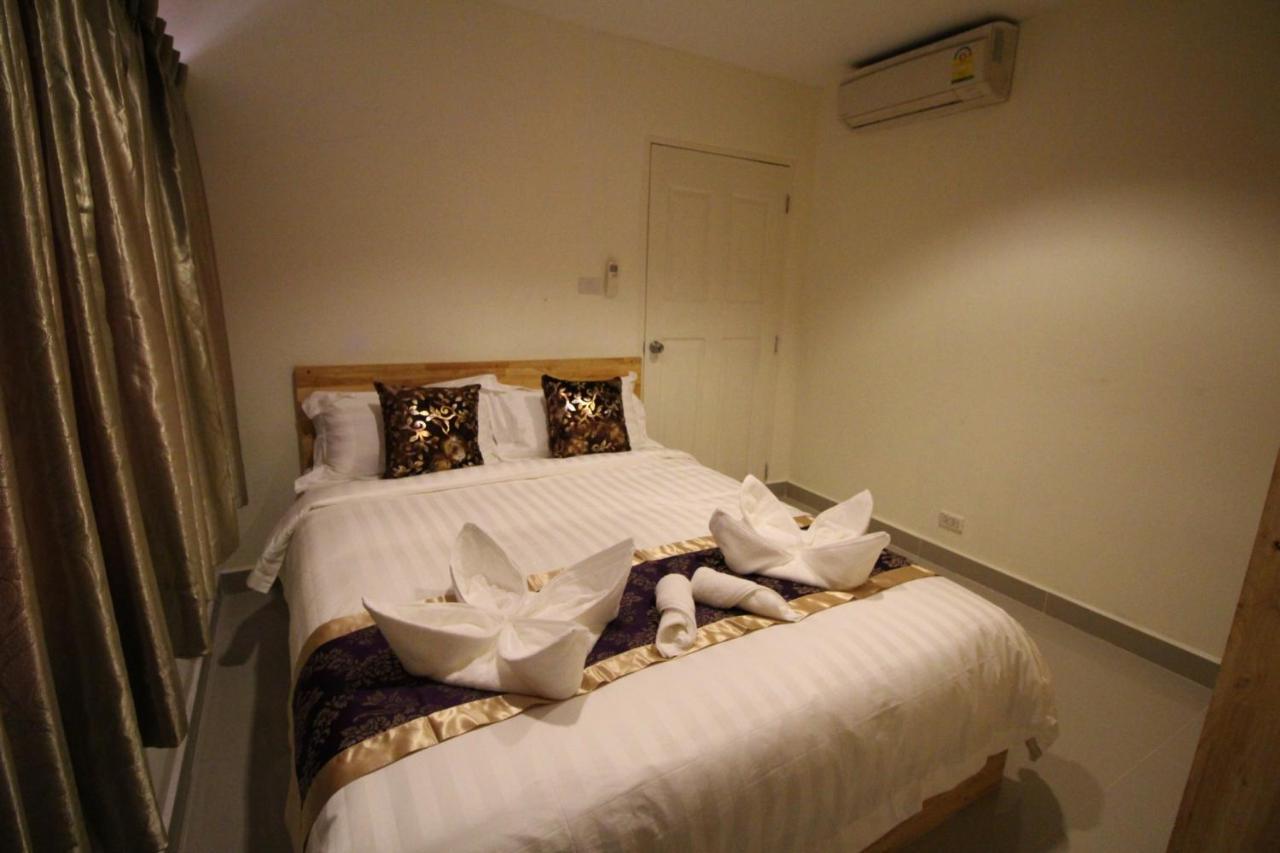 Lee Place Phatthanakan Condo Bangkok Exterior photo