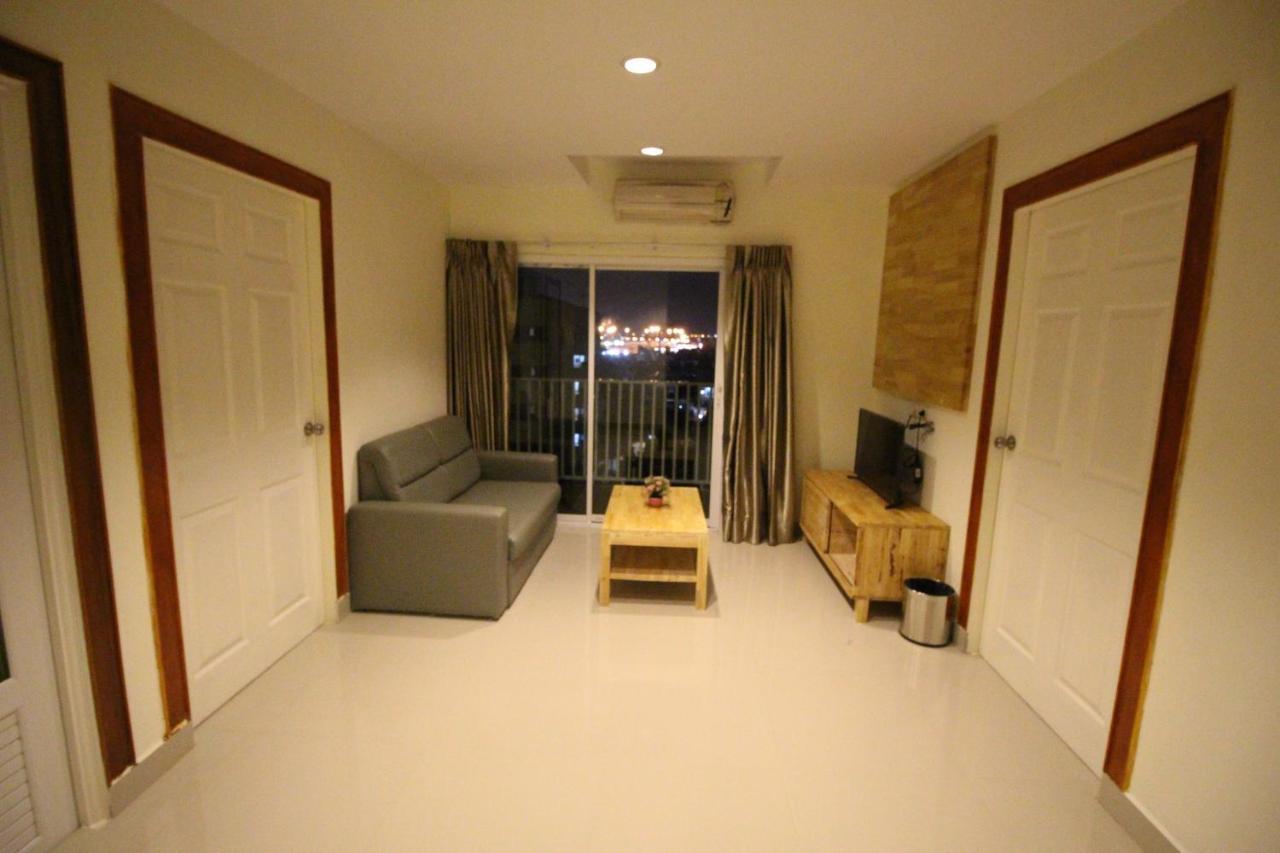Lee Place Phatthanakan Condo Bangkok Exterior photo